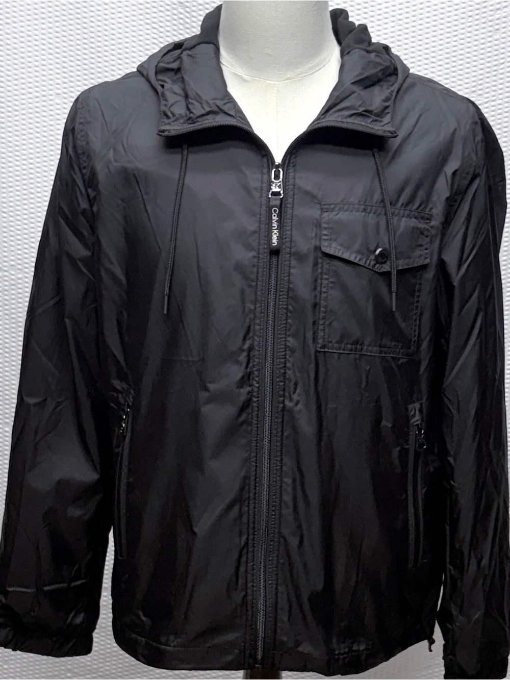 Calvin Klein NWT Hooded Windbreaker Jacket Mens M Black Water Resistant